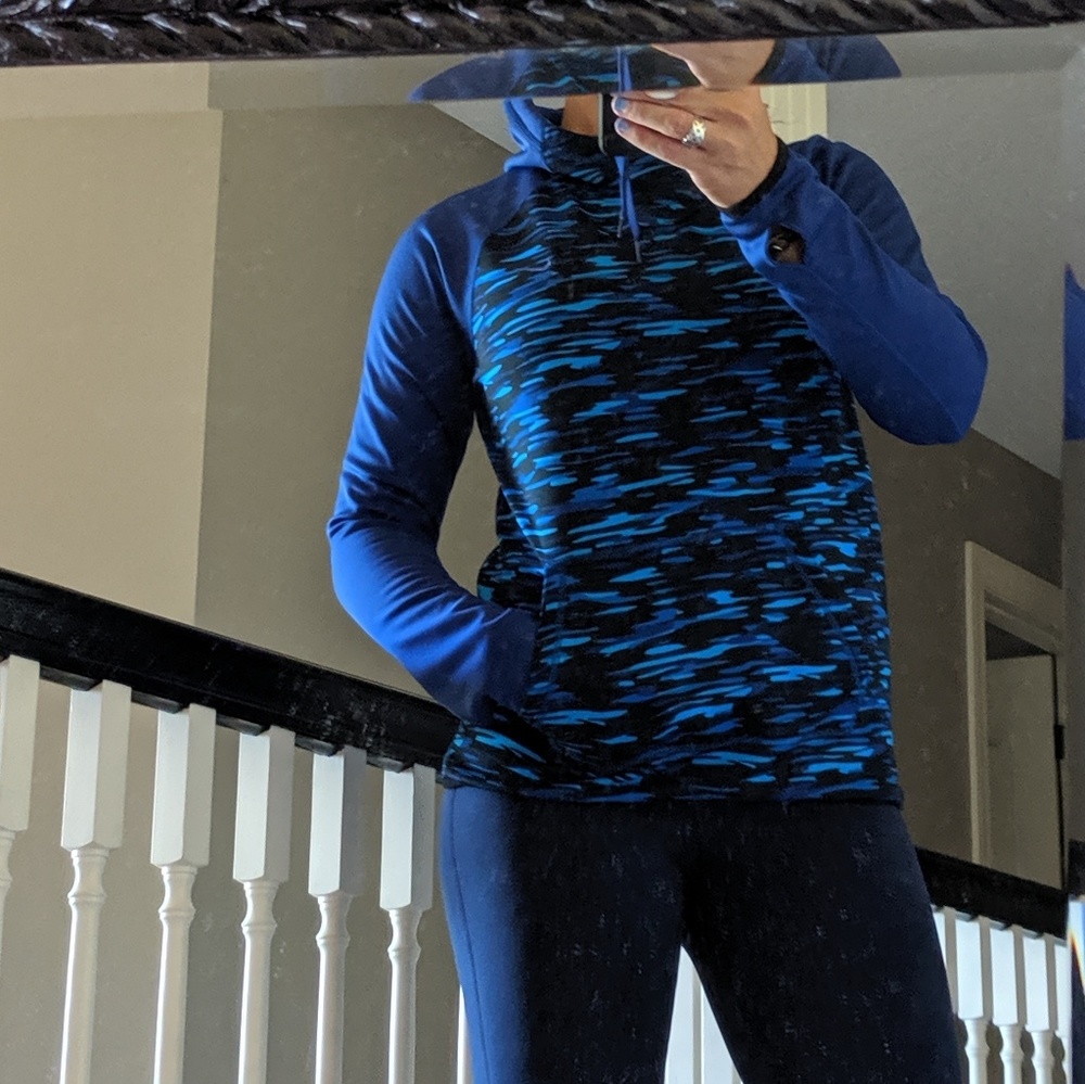 🔥 Nike Hoodie